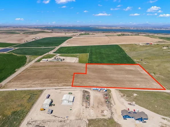 Mountain Hawk Rd, Nampa, ID 83686