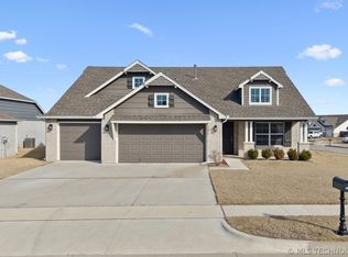 1671 E 140th St, Glenpool, OK 74033