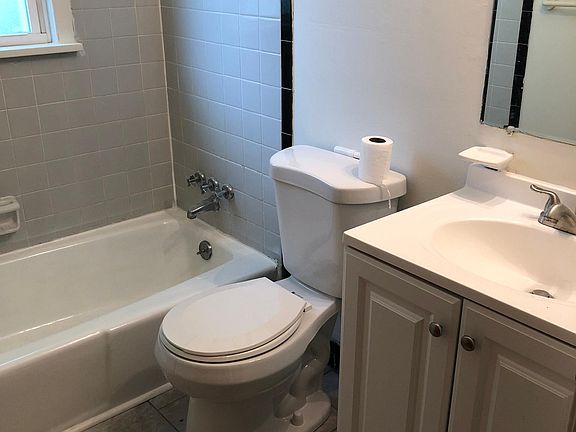 5th image of 2055 Peabody Ln #2