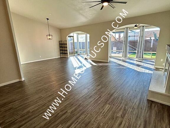 3rd image of 2561 W Camino Del Venegas