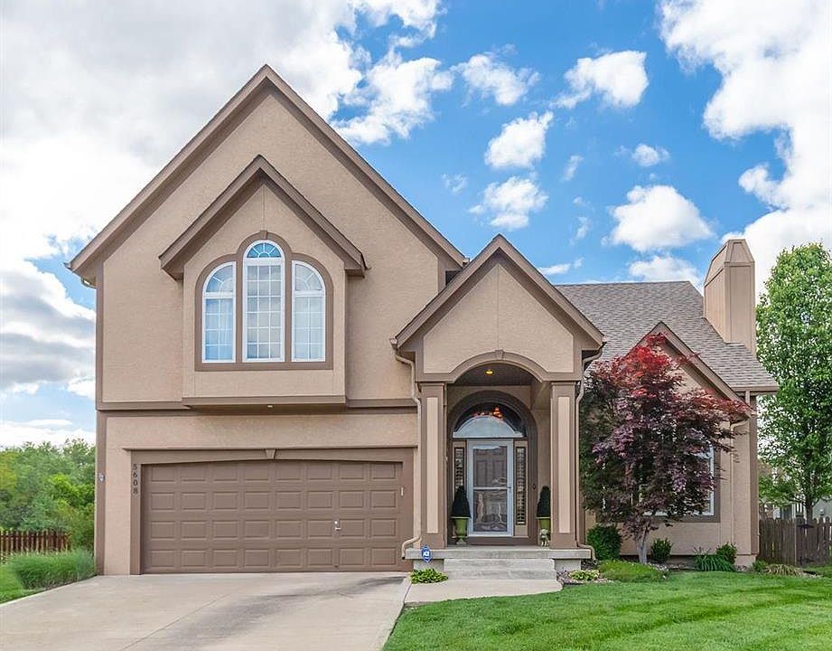 1st image of 5608 NE Hidden Meadow Cir