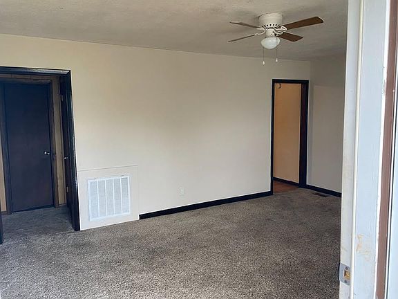 2nd image of 4016 Mallard Dr