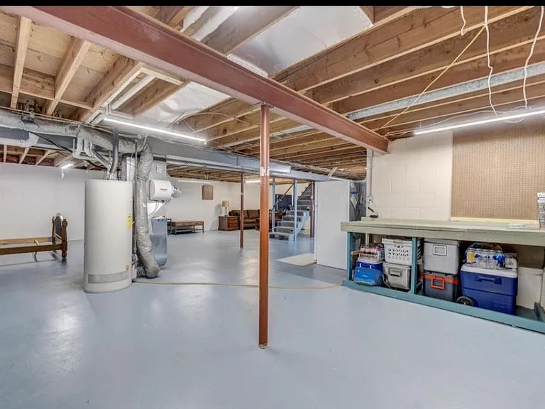 1116 Woodhill Dr — Photo 13