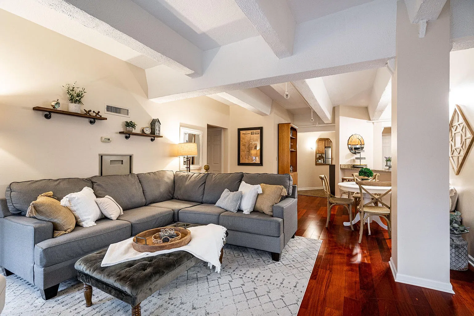 1 bed, 774 sqft, $1,700 — Photo 4