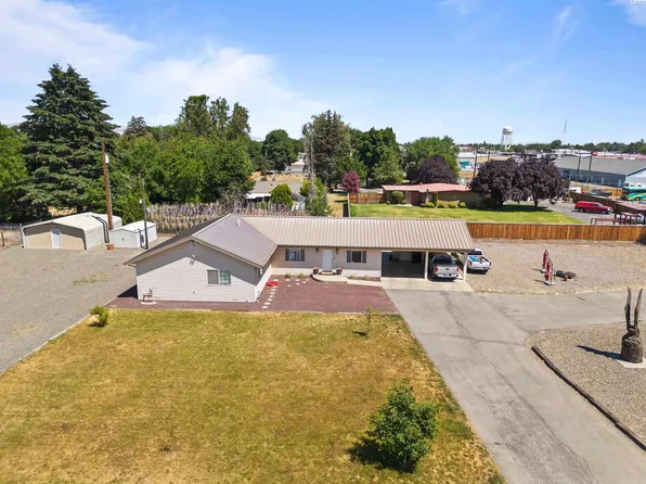 61 Linden St, Toppenish, WA 98948