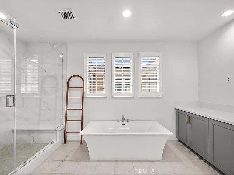129 Coldwater — Photo 20
