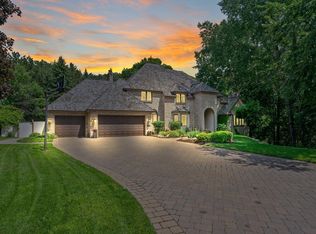 13637 Duluth Cir, Apple Valley, MN 55124