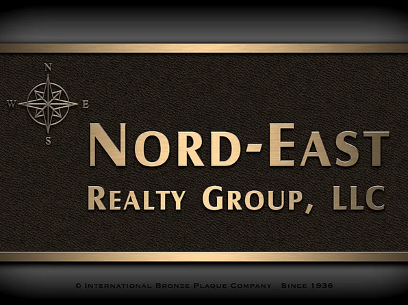 701 Gerald Ct image 1 of 11