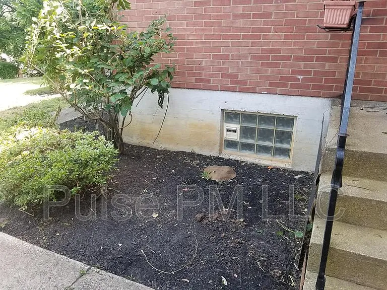 3920 Lloyd Ave — Photo 11