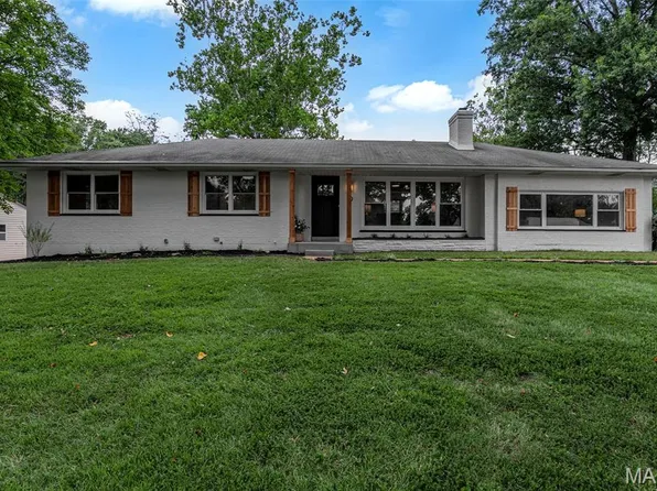 9 Carter Ct, Saint Louis, MO 63132