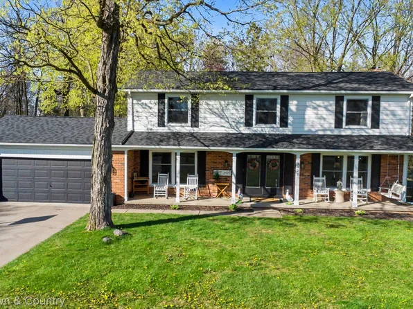 3423 Longview Dr, Flushing, MI 48433