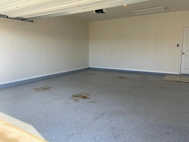 340 Kenai Dr — Photo 21