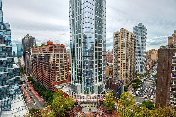 Rented by RSNY Realty | media 9