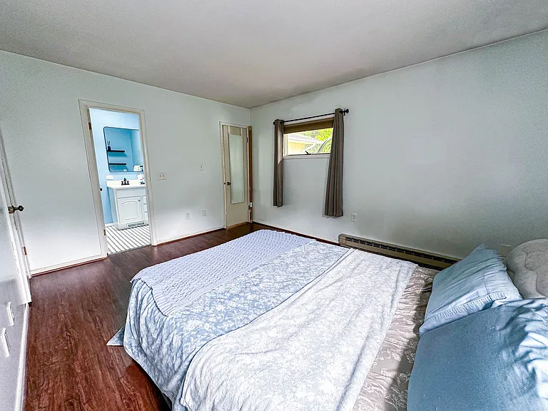 200 Oakley Dr — Photo 17