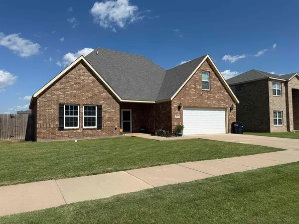 3623 Plantation Dr, Enid, OK 73703