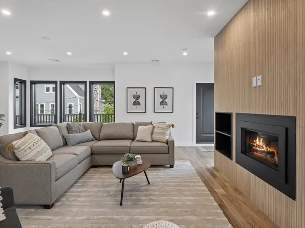 12 Woodbine St #12, Somerville, MA 02143