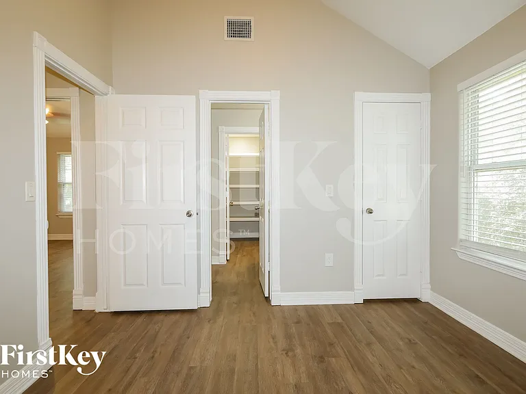 11730 Twain Dr — Photo 11