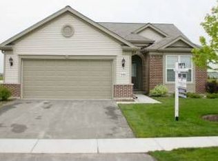 2793 Cascade Falls Cir, Elgin, IL 60124