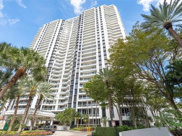 21205 Yacht Club Dr APT 805, Aventura, FL 33180