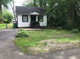 345 E Lakeview Ave, Round Lake Beach, IL 60073