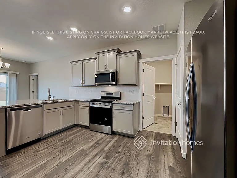 10249 Castor Dr — Photo 7