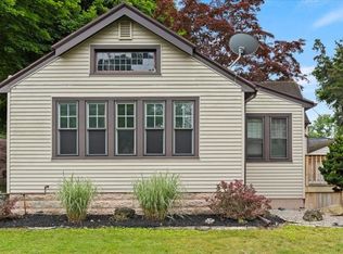 153 Seneca Rd, Rochester, NY 14622