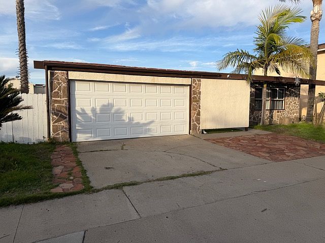 1st image of 9076 Walker Ct