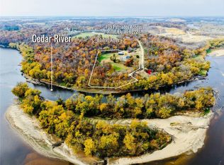 769 Palisades Access Rd, Ely, IA 52227