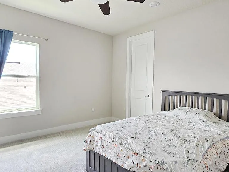 3190 Sailing Pier Ave — Photo 33