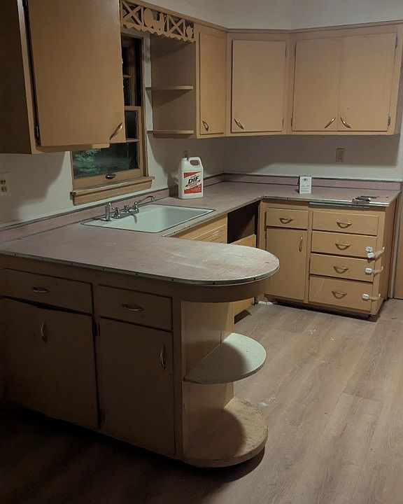 2nd image of 4935 W Roosevelt Dr