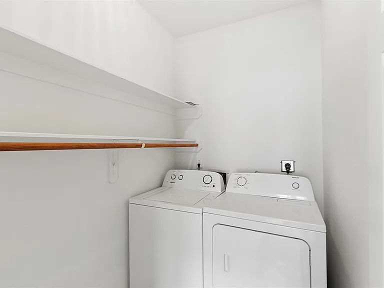 5734A Kansas St — Photo 29
