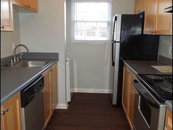 3rd image of 1430 Taureau Ct