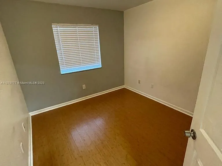 2020 Freeport Dr #2020 — Photo 15
