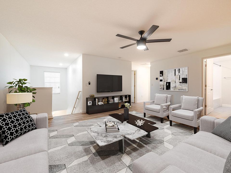 1st image of 15219 Great Bay Ln