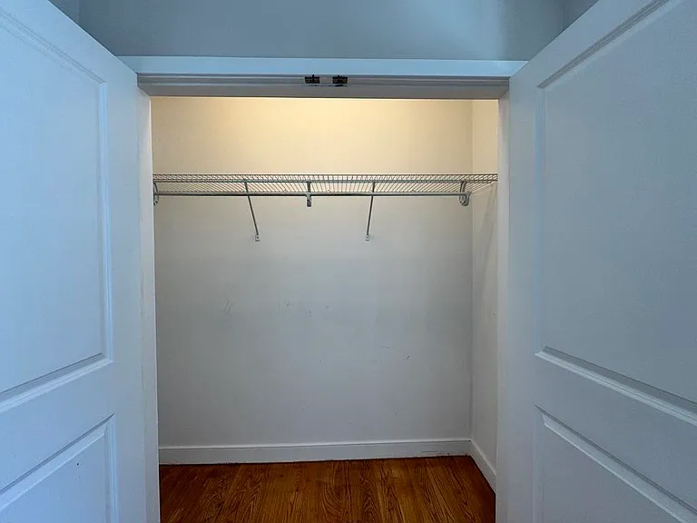 296 Grand St #1 — Photo 18