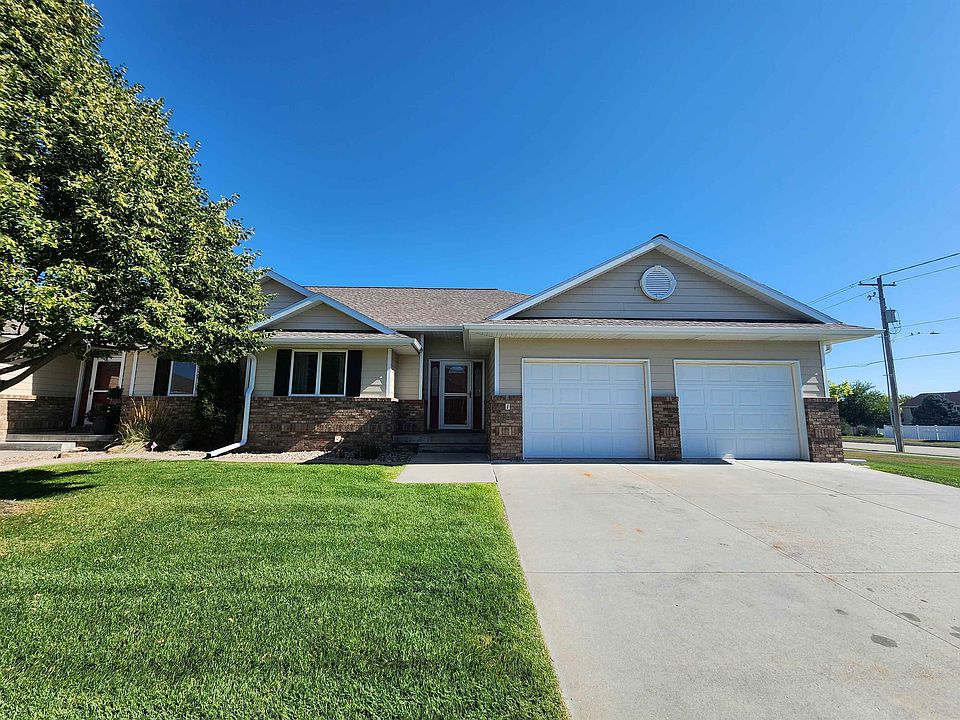 1st image of 5820 North Rd #1