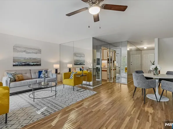 50 Pine St #C3001, Montclair, NJ 07042