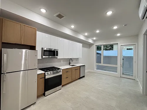 40 Lembeck Ave Photo 1