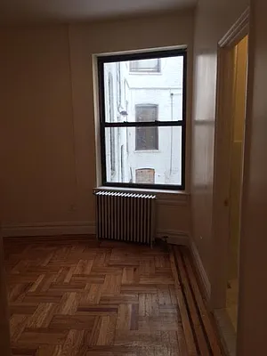 Rented by Heights Realty Advisors | media 12