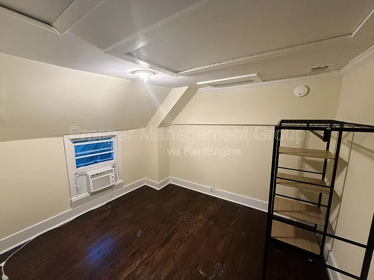 70 Radcliffe St #C — Photo 14