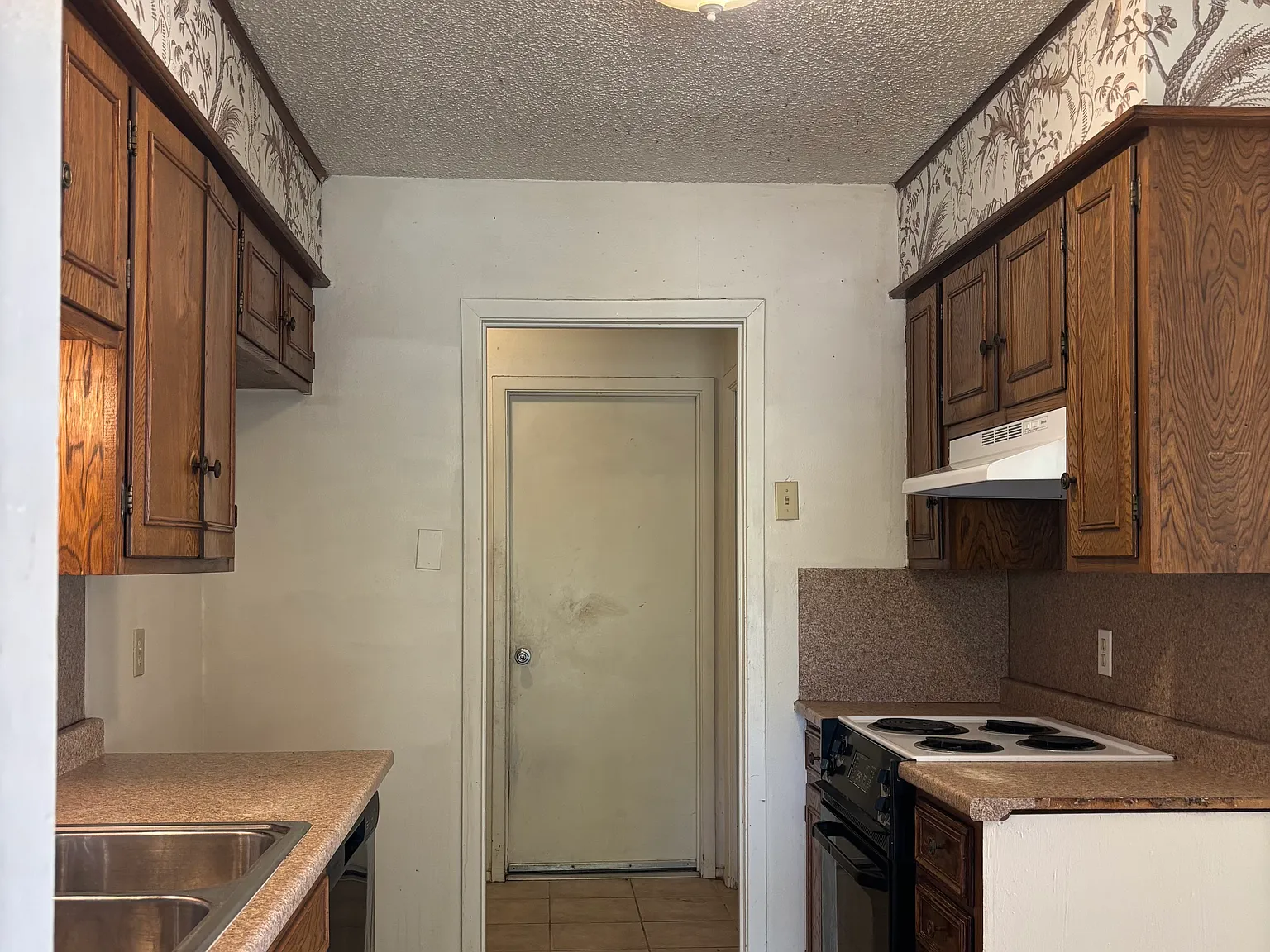 3 bed, 1354 sqft, $1,500 — Photo 3