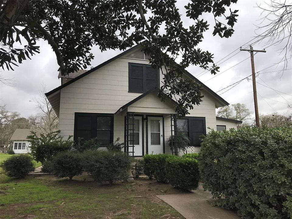 1st image of 203 Hardeman St