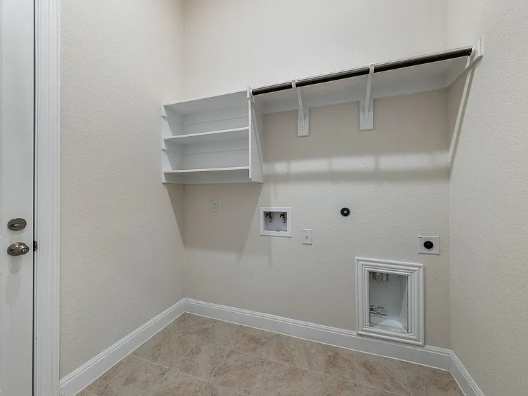 320 Coral Gate Trl — Photo 32
