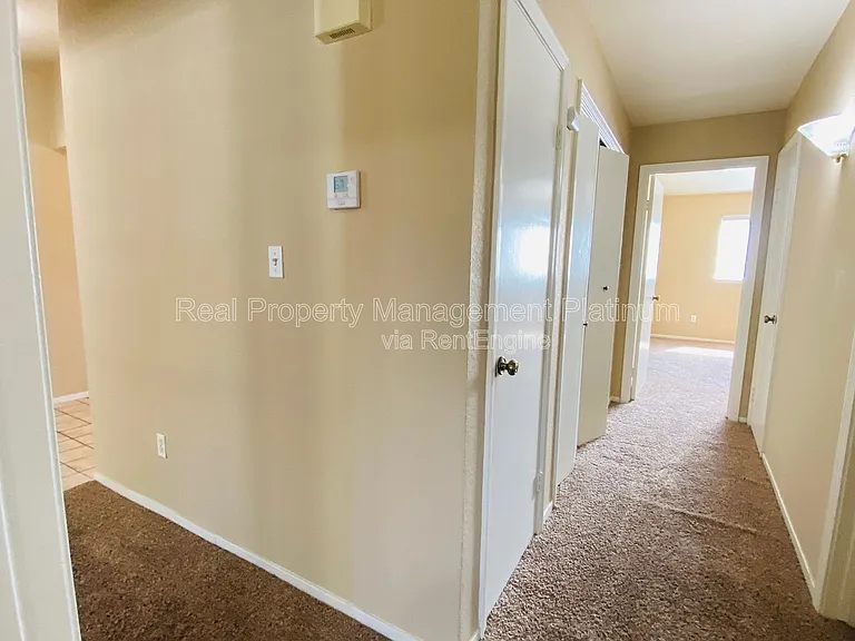 8153 N Cedar Ave #212 — Photo 21