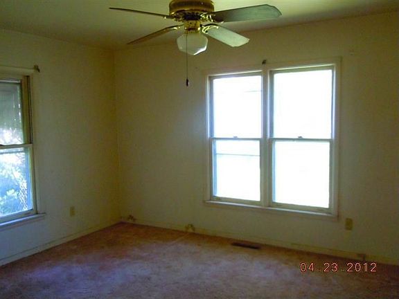 5th image of 1818 Grand Ave