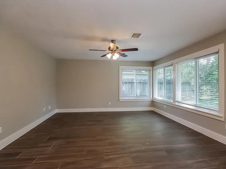 18154 Windy Oaks Ct — Photo 7