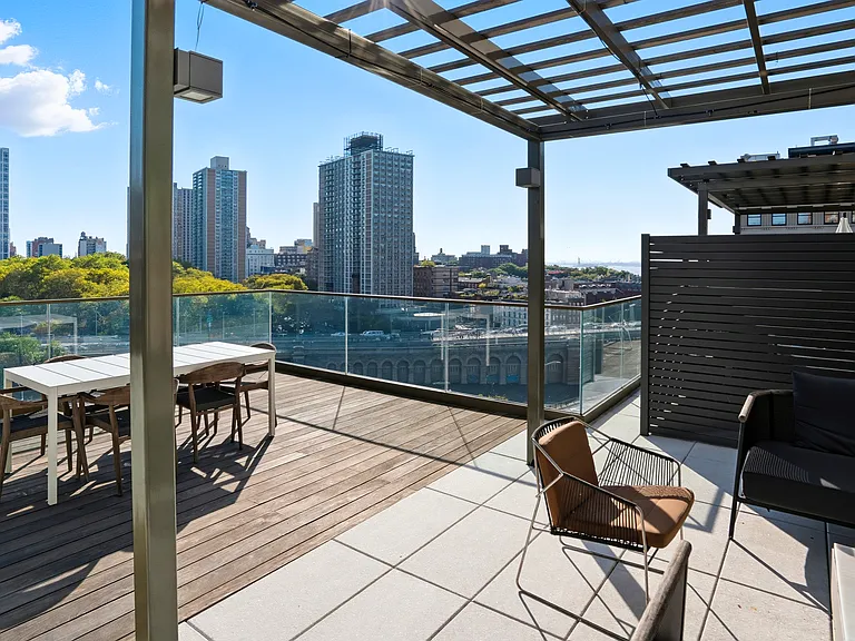 98 Front St #8S — Photo 10