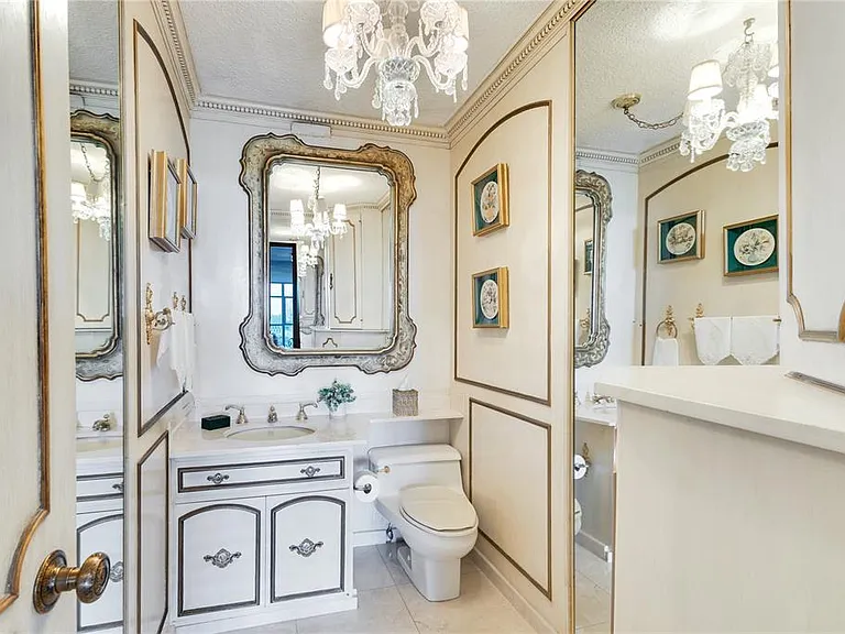 800 Ashford #6-B — Photo 14
