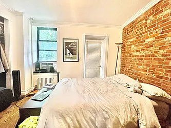 Rented by Century 21 Premier 