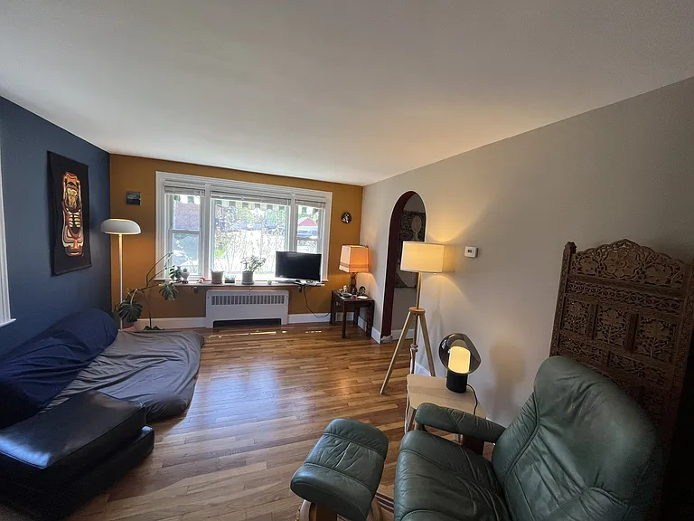106 Centre St — Photo 12